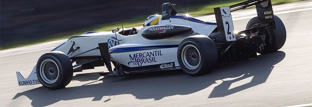 Sérgio Sette Câmara vai ao pódio no F3 Masters