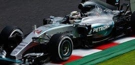 Lewis Hamilton ultrapassa Nico Rosberg na primeira curva e vence no Japão