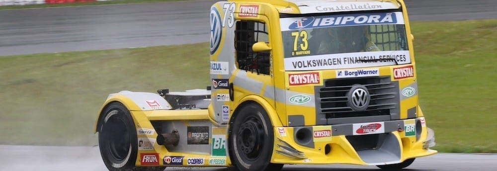 Leandro Totti na frente. Sábado sai o pole de Guaporé