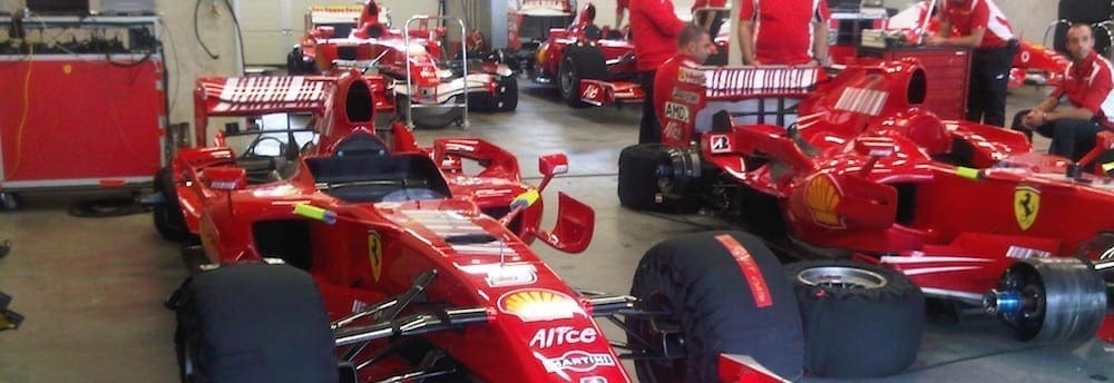 Em novembro, F1 pode anunciar três carros por equipe a partir de 2016