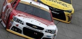 Kevin Harvick domina em Dover e segue com esperanças de título