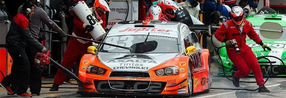 Axalta Racing C2 emplaca dois top 10 em Curitiba