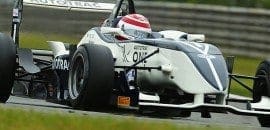 Pedro Piquet parte para testes de F-3 na Europa