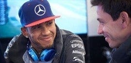 Lewis Hamilton iguala ídolo Ayrton Senna em títulos na Fórmula 1