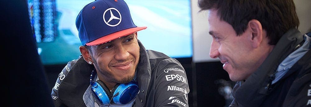 Lewis Hamilton iguala ídolo Ayrton Senna em títulos na Fórmula 1