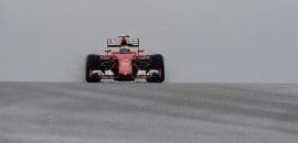 Kimi Raikkonen surge como candidato ao título de 2016