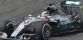 Os últimos serão os primeiros: Lewis Hamilton lidera primeira sessão em Interlagos