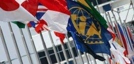 FIA abre processo para selecionar fabricante de motor barato para 2017
