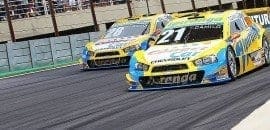 Thiago Camilo vai do 31º ao 7º lugar na pista e do 7º ao 3º no campeonato