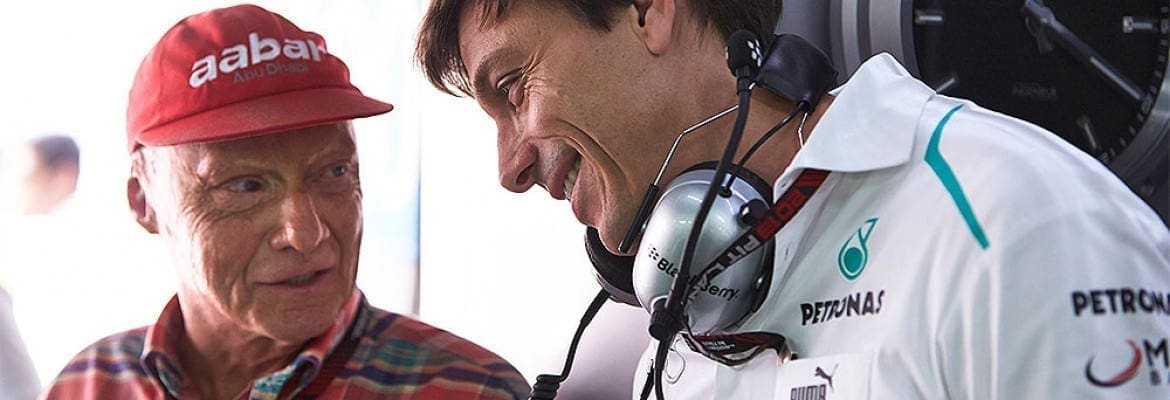 Toto Wolff nega estar interessado em substituir Bernie Ecclestone