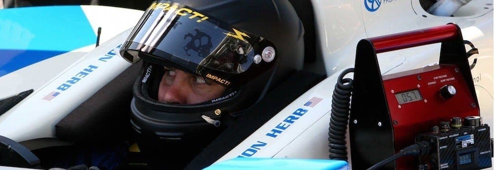 Ex-piloto Jon Herb é condenado por abuso sexual e pedofilia