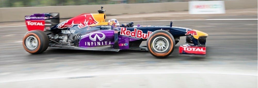 Red Bull fala em começo de 2016 “desafiador”