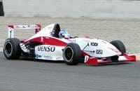 Kohei Hirate assume a liderança