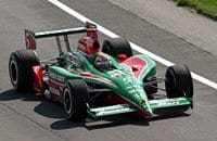 Adrian Fernandez foi a surpresa positiva no primeiro dia