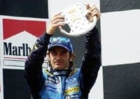 Trulli vai doar o troféu que conquistou em Barcelona