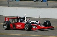 Sarah Fisher confiante para continuar na categoria