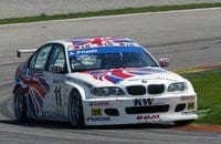 Priaulx vence a primeira em Brno