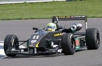 Watts deu a primeira vitória a Lola