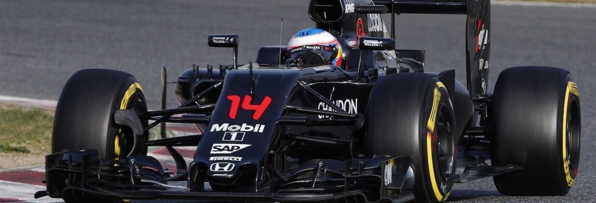 McLaren admite que ainda falta performance do seu carro