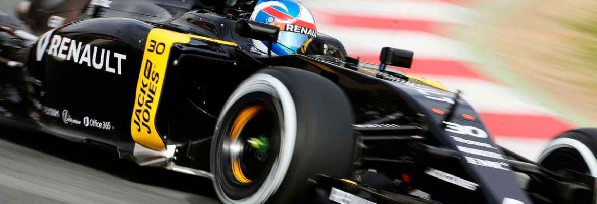 Problema em software do motor atrapalha dia da Renault