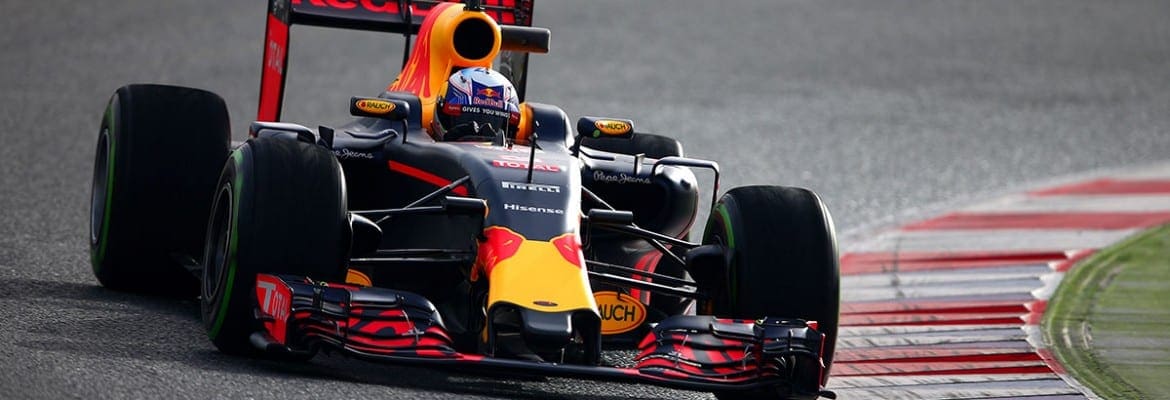 Red Bull fica animada depois de primeiro dia sem problemas