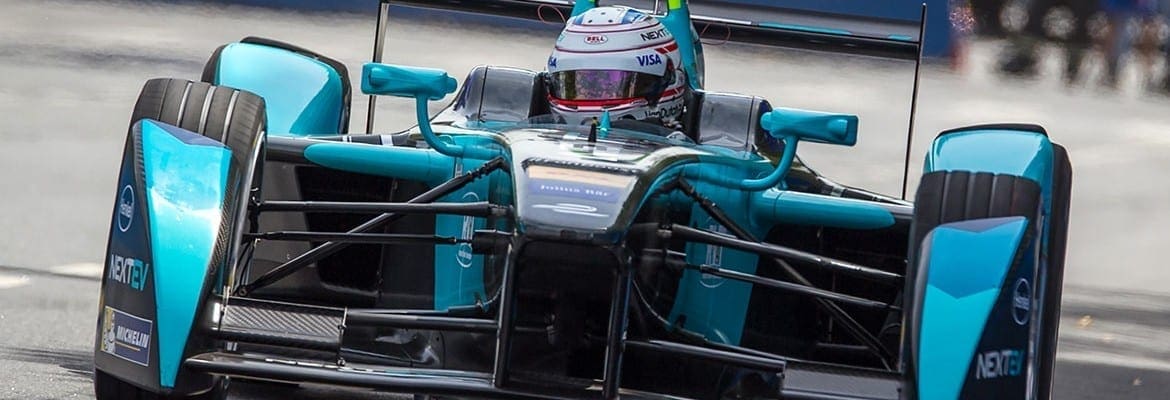 Safety Car mina a estratégia de Piquet Jr em Buenos Aires