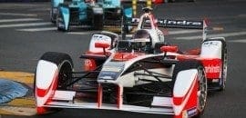 Adam Carroll atua como piloto reserva da Mahindra em Buenos Aires