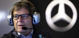 Ferrari deu presente para Verstappen e Red Bull, afirmou Haug