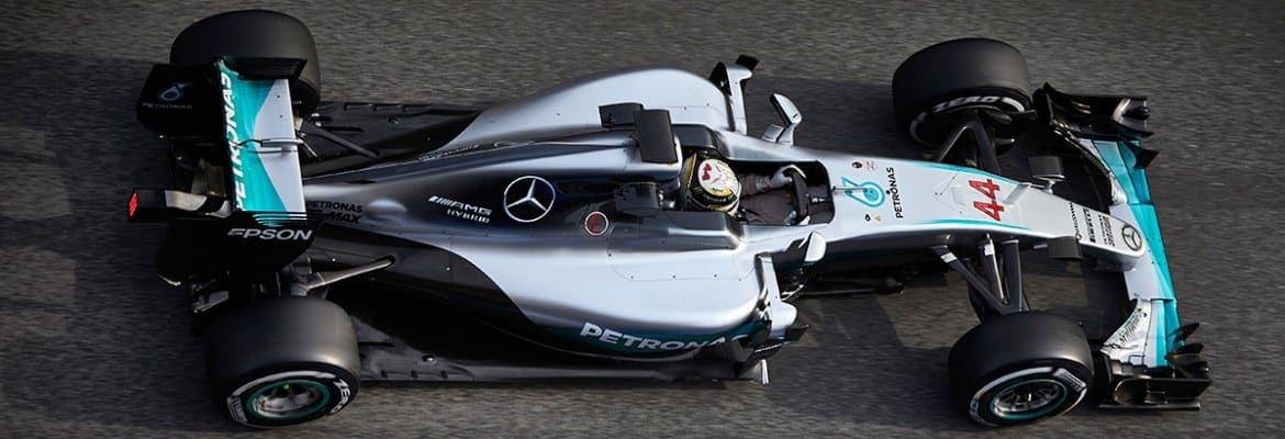 Hamilton critica planos de aumentar peso nos carros