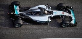 Hamilton critica planos de aumentar peso nos carros