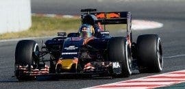 Carlos Sainz Jr. espera ter chance de correr pela Red Bull