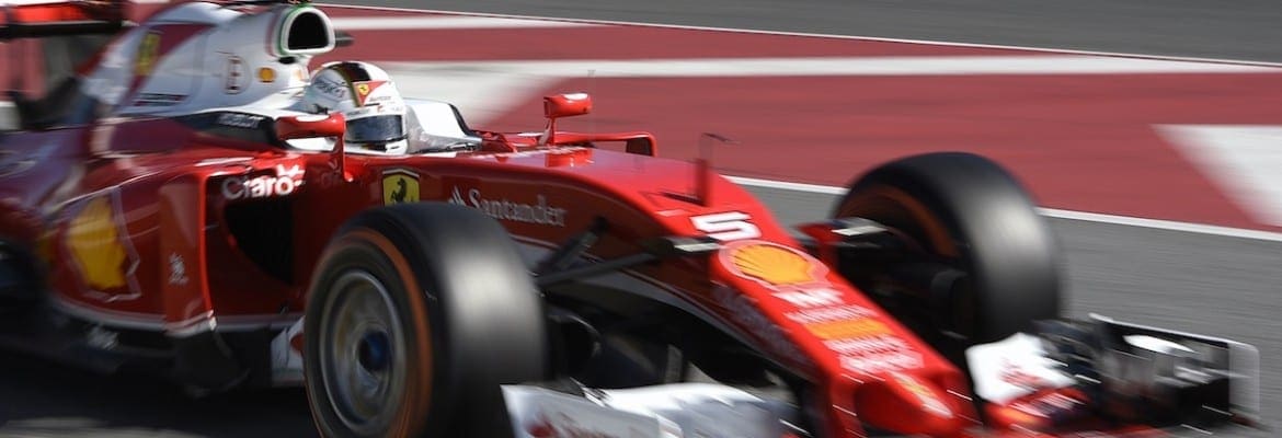 Bernie Ecclestone quer Ferrari lutando pelo título