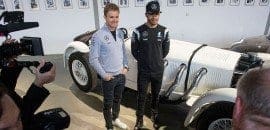 Mercedes garante que Hamilton e Rosberg terão liberdade para brigar em 2016
