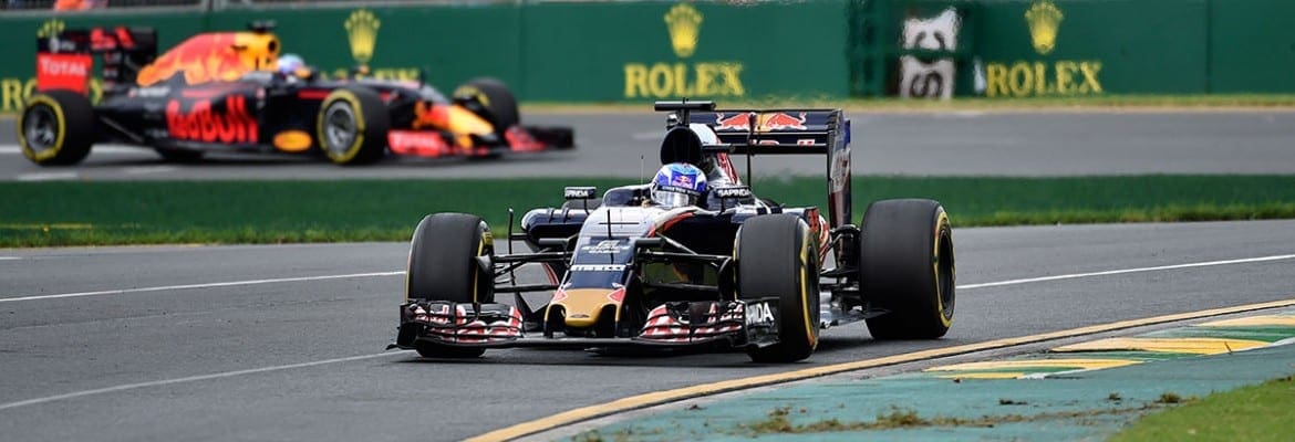 Max Verstappen garante lealdade à Red Bull