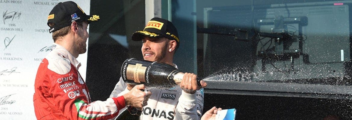 Hamilton espera vitórias da Ferrari nesta temporada