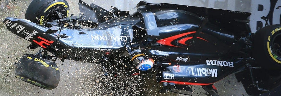 Médico da FIA: “Alonso sobreviveu por milagre”