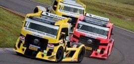 Felipe Giaffone faz a pole em Santa Cruz