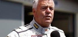“Alguns pilotos se ofereceram para Bernie, uma hora depois da morte de Elio”, afirmou Warwick