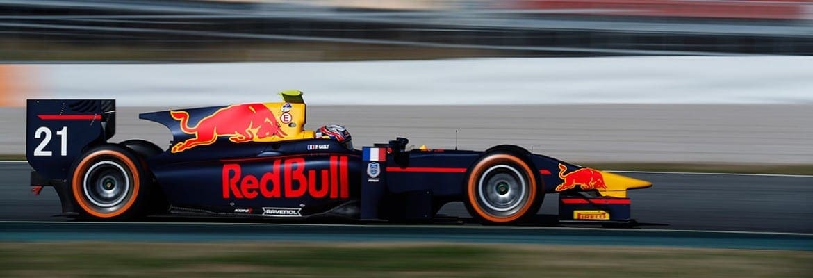 Gasly fatura a pole e diminui vantagem de Giovinazzi