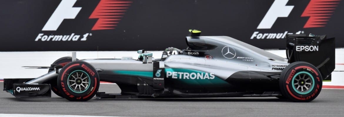 Sem adversários, Nico Rosberg larga na pole position no GP da Rússia