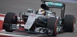 Lewis Hamilton sofre com nova falha em seu motor