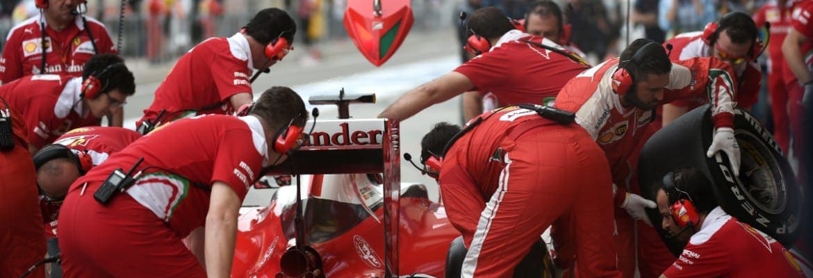 Raikkonen diz que Ferrari tem margem para melhorar e espera boa corrida