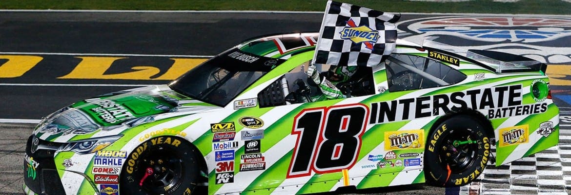 Kyle Busch venceu mais uma no Texas