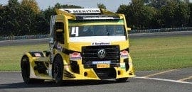 Giaffone de novo na frente. Agora no warm up da Truck