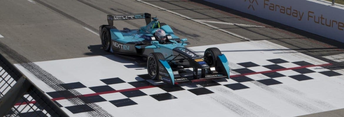 Nelsinho Piquet espera menor diferença para adversários em Paris