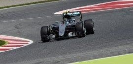 Nico Rosberg lidera sexta-feira na Espanha