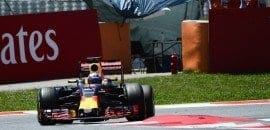 Daniel Ricciardo espera receber motor atualizado em Mônaco