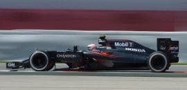 Honda confirma que McLaren será sua única cliente em 2017
