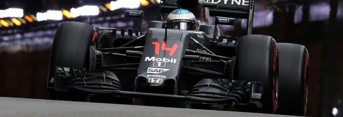 Alonso feliz com a 5ª posição, mas triste com ritmo da McLaren