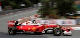 Vettel culpa a si mesmo por perder o pódio